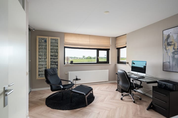 Photo 27 of Scheepswerf 304