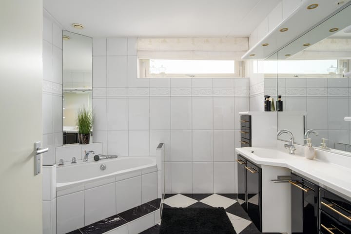 Photo 29 of Scheepswerf 304