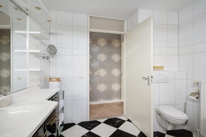 Photo 30 of Scheepswerf 304