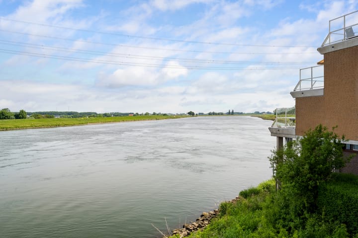 Photo 43 of Scheepswerf 304