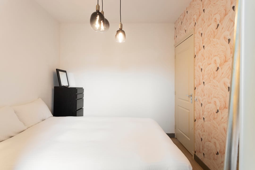 Photo 17 of Van Boetzelaerstraat 94-3