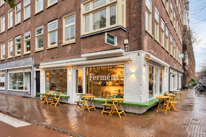 Photo 24 of Van Boetzelaerstraat 94-3