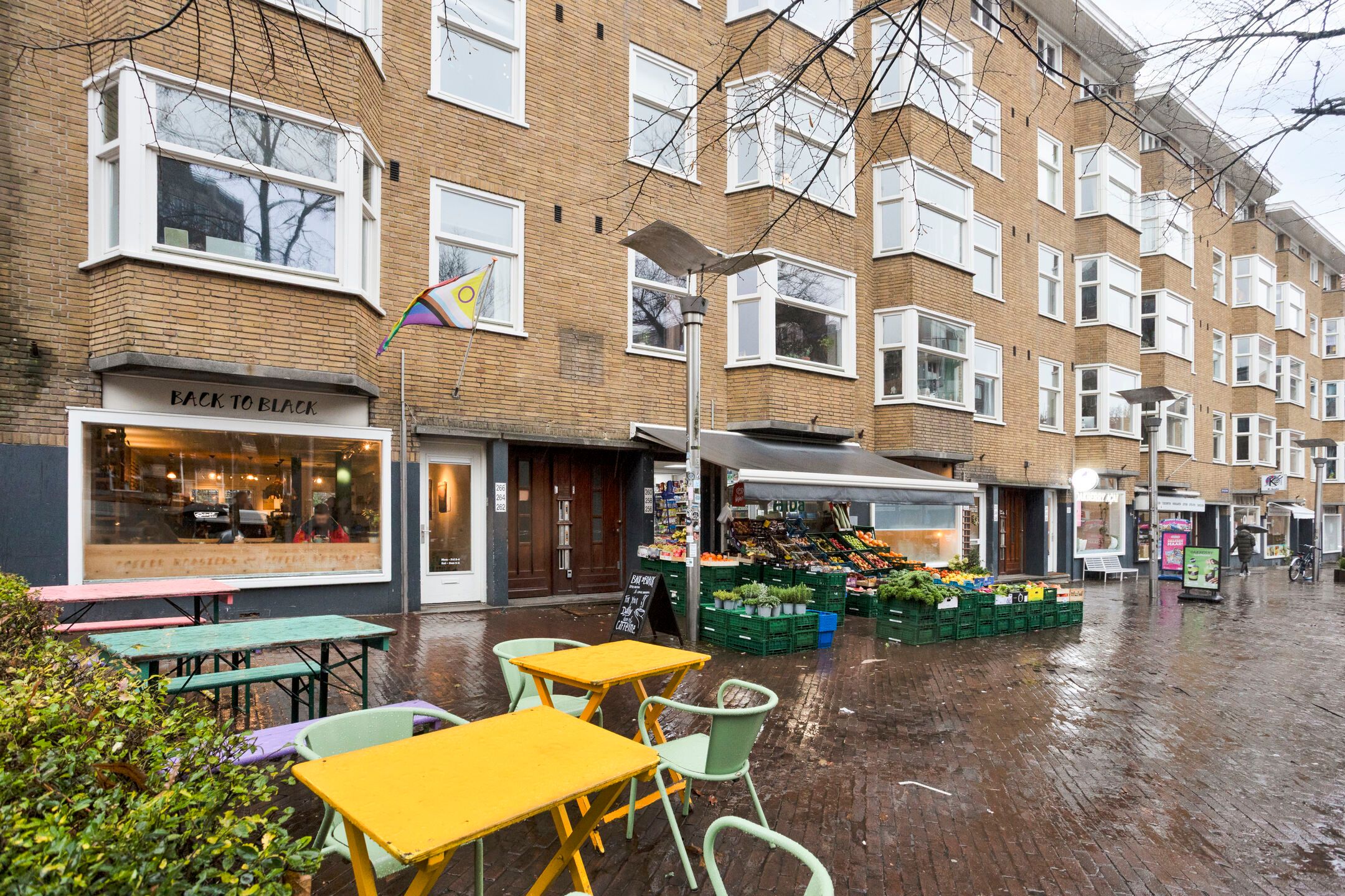 Photo 27 of Van Boetzelaerstraat 94-3