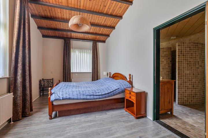 Photo 30 of Oude Meerdijk 153