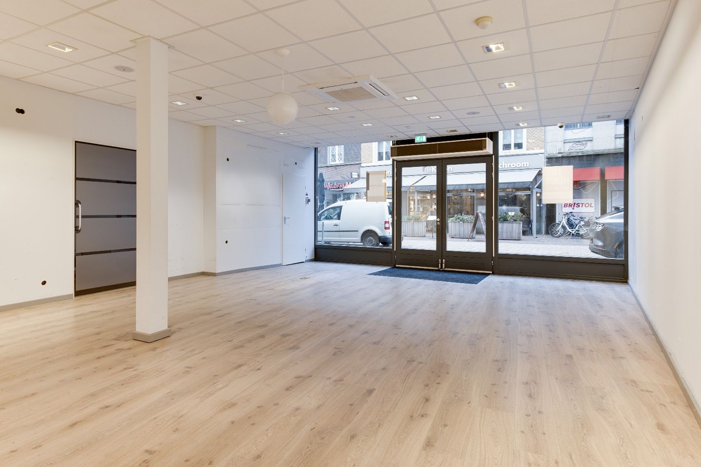 View photo 4 of Hamstraat 6