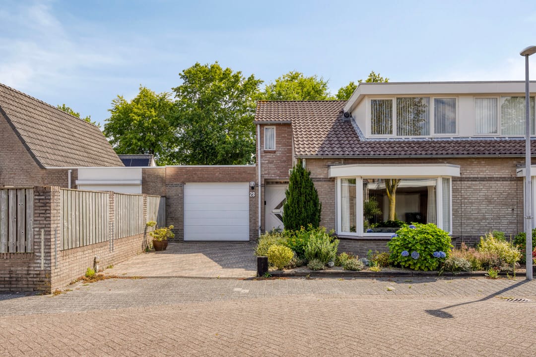 Foto 7 van Sperwer 28