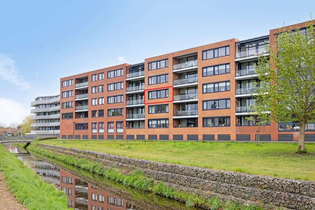 Foto 1 van Somerset 83