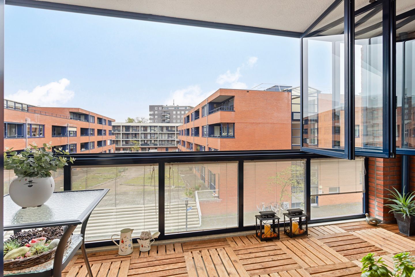 Foto 25 van Somerset 83