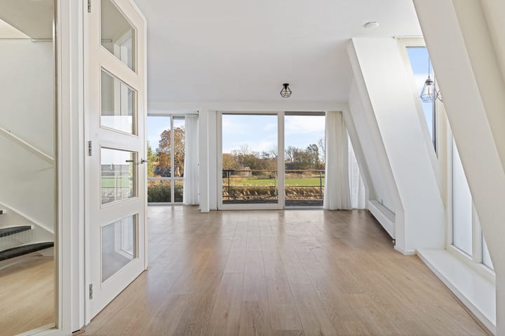 Vrijstaande woning te koop: Rijksweg 183, Ten Post
