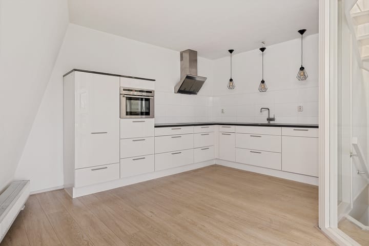 Vrijstaande woning te koop: Rijksweg 183, Ten Post