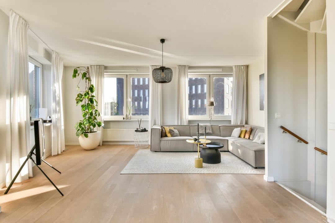 Photo 2 of Olijfhout 41