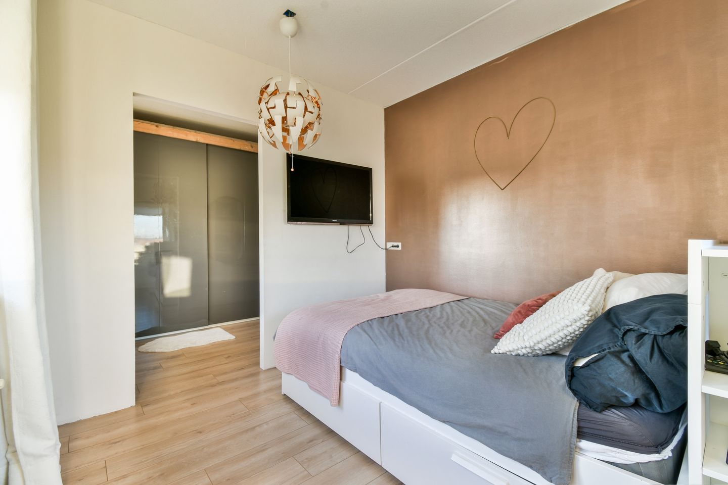 Photo 29 of Olijfhout 41