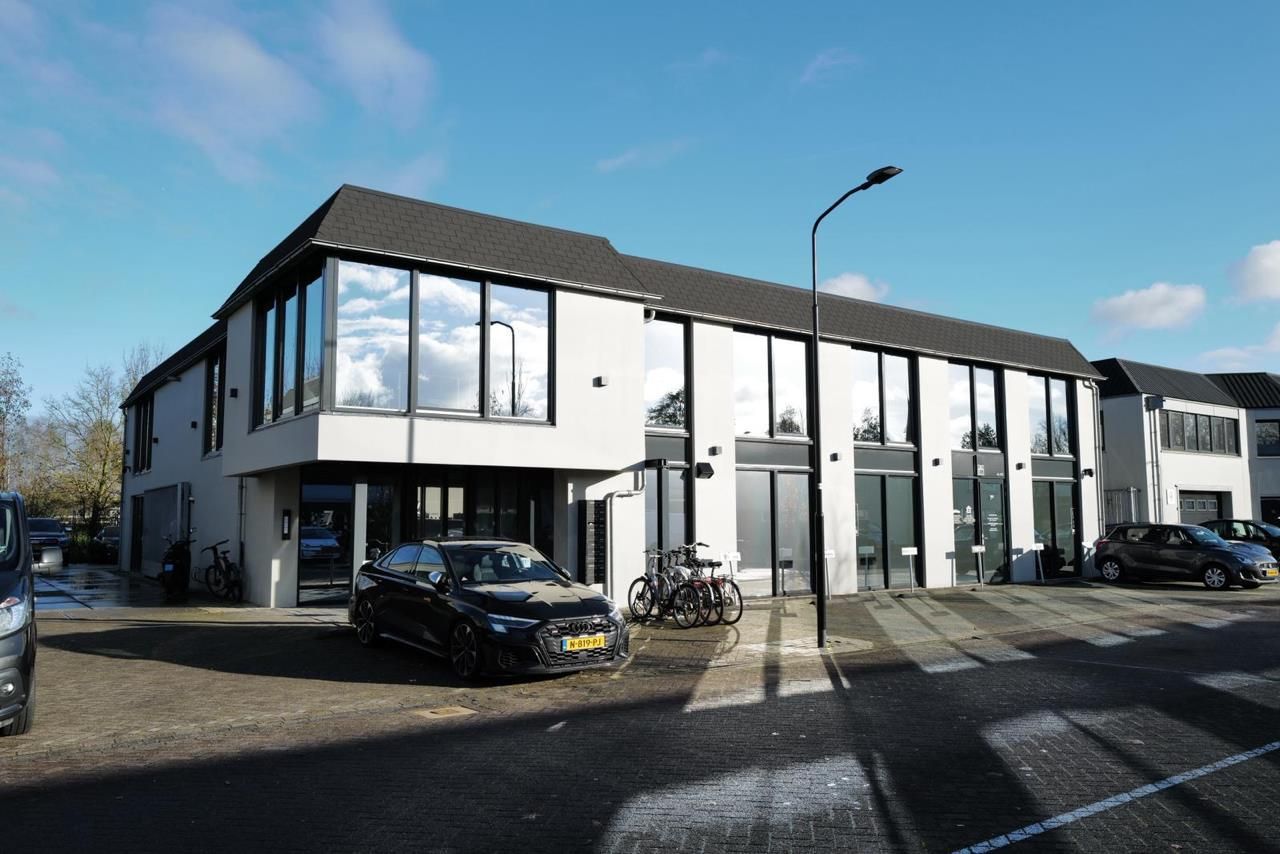 View photo 2 of Bovenkamp 7