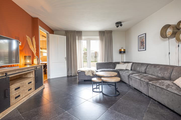 Photo 19 of Bûtenwei 10