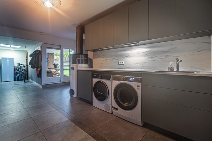 Photo 64 of Bûtenwei 10