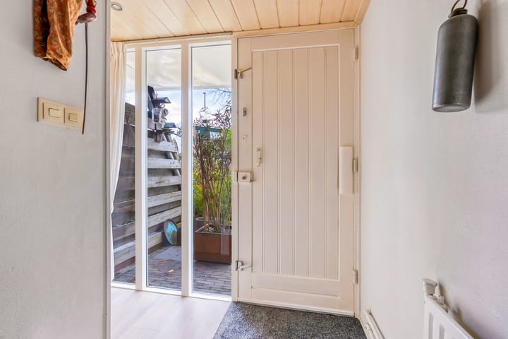 Photo 6 of Veldbloemenlaan 21