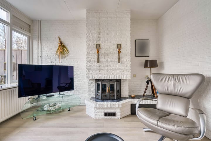 Photo 12 of Veldbloemenlaan 21