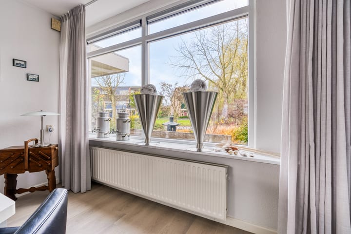 Photo 18 of Veldbloemenlaan 21