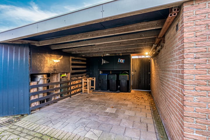 Photo 52 of Veldbloemenlaan 21