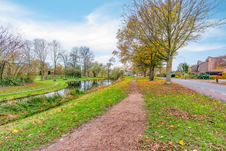 Photo 55 of Veldbloemenlaan 21