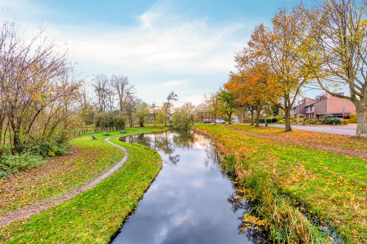 Photo 57 of Veldbloemenlaan 21