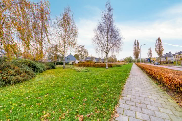 Photo 58 of Veldbloemenlaan 21