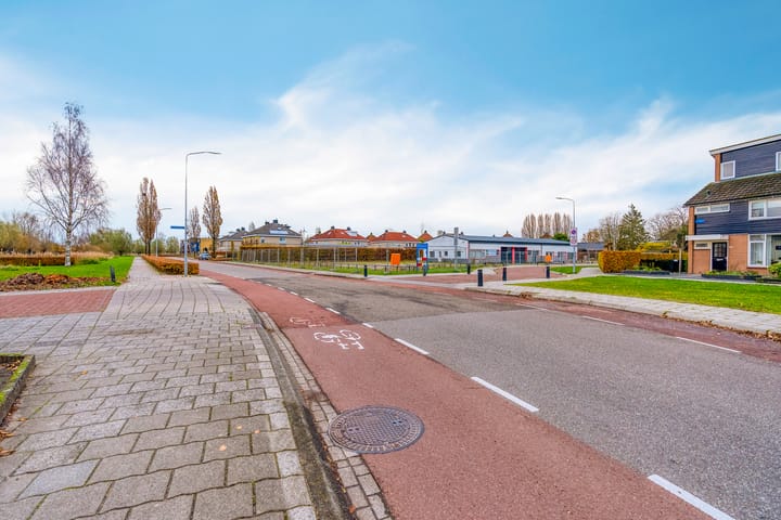 Photo 59 of Veldbloemenlaan 21