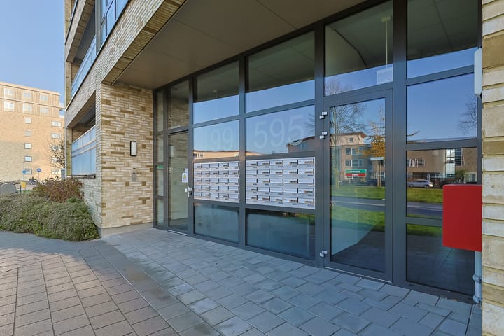 Photo 4 of Aziëlaan 585