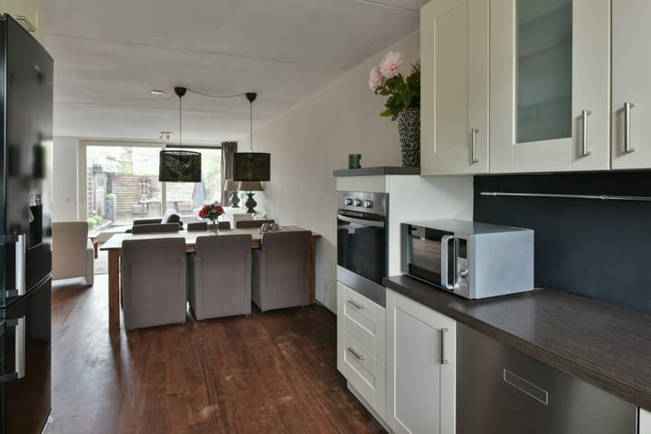 Foto 10 van Elzenhof 12