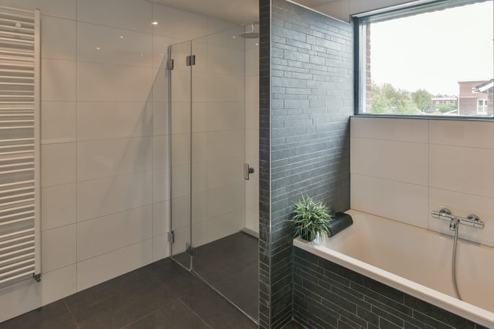 Foto 12 van Elzenhof 12