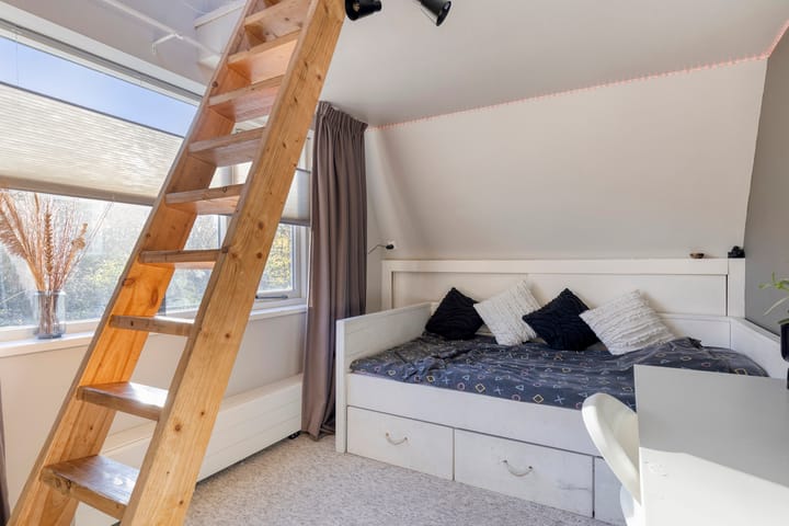 Photo 50 of Langeleegte 100