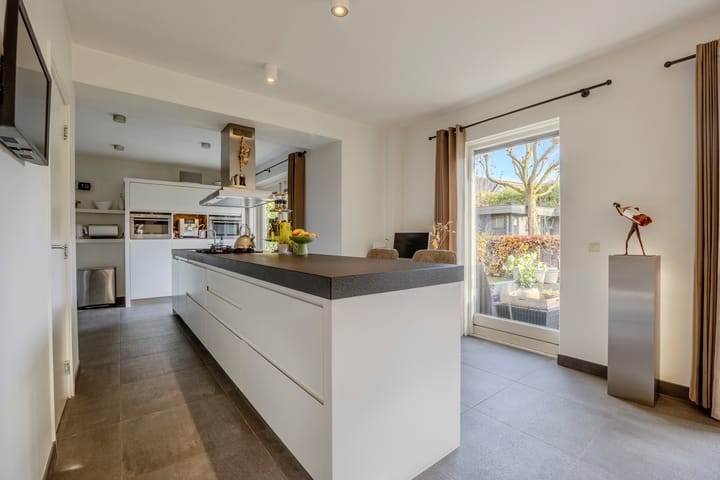 Foto 12 van Remy van Haanenstraat 16