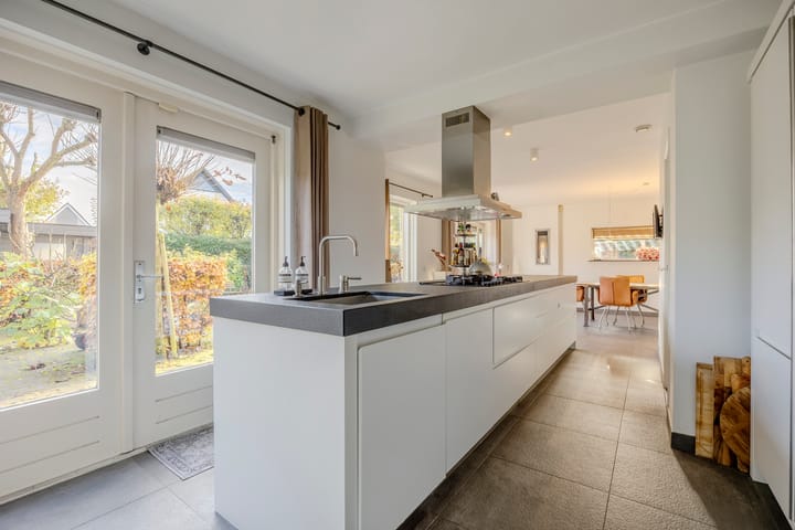 Foto 15 van Remy van Haanenstraat 16