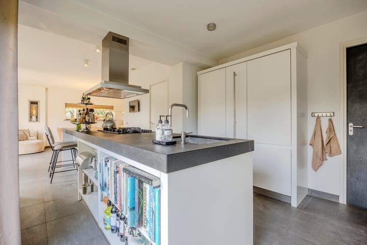 Foto 16 van Remy van Haanenstraat 16