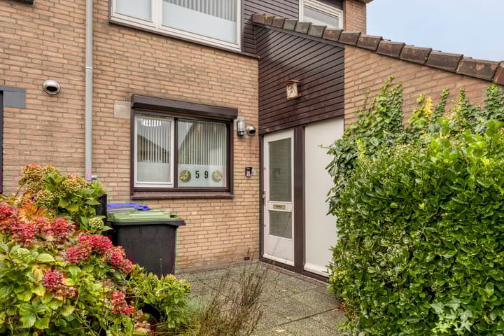 Foto 2 van Smaragd 59