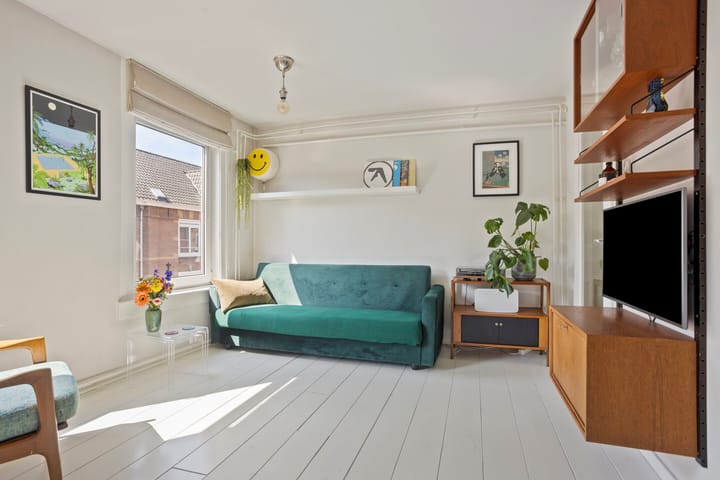 Photo 4 of Dirk Hartoghstraat 8