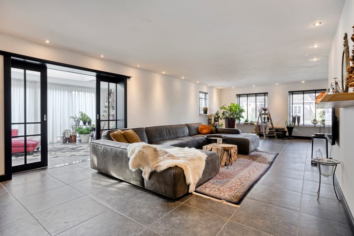 Foto 2 van Neerakker 60