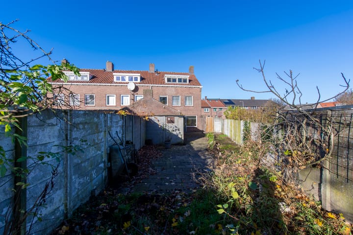 Photo 33 of Christiaan Huygensstraat 18