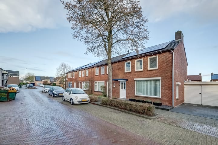 Foto 39 van Prinses Irenestraat 15