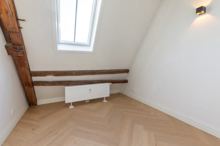 Photo 11 of Swalmerstraat 50-C