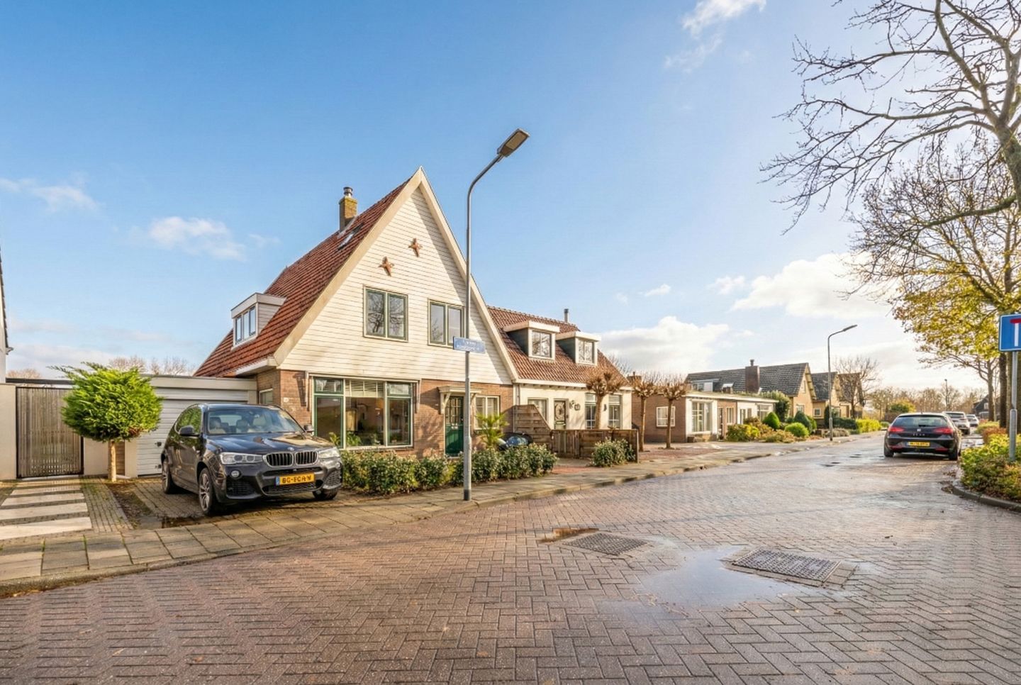 Photo 1 of Burgemeester Geuzestraat 45