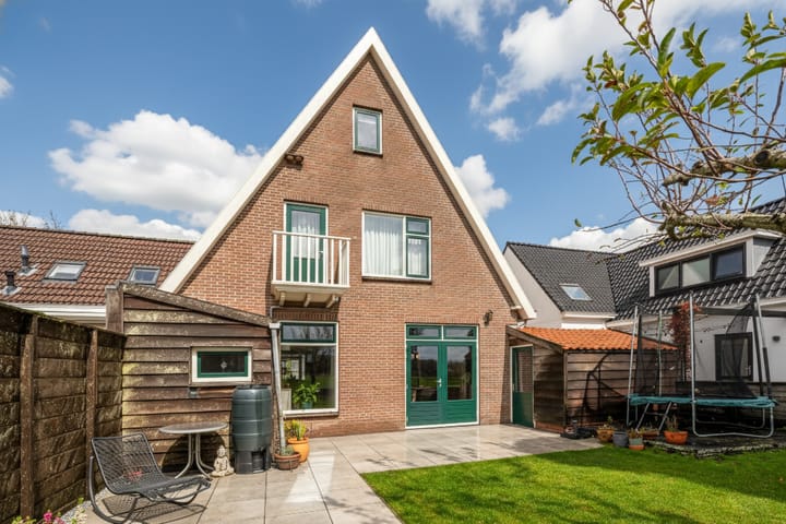 Photo 19 of Burgemeester Geuzestraat 45