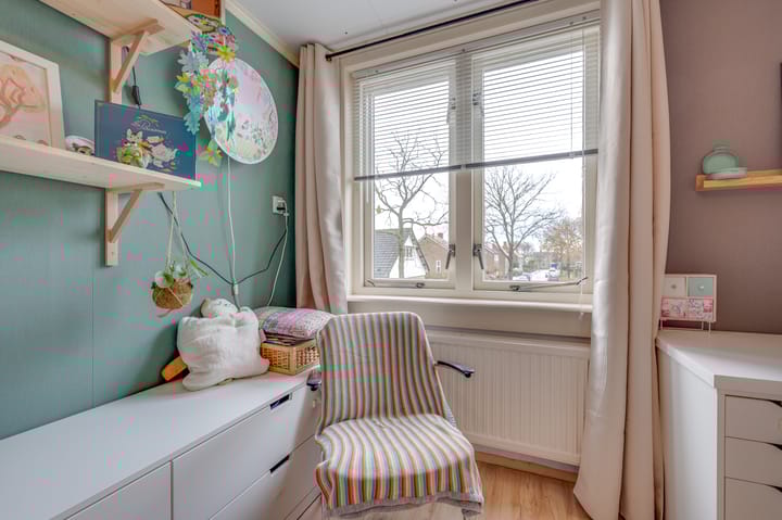 Photo 28 of Burgemeester Geuzestraat 45