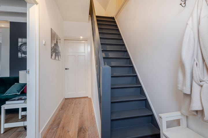 Photo 20 of Prins Bernhardstraat 9