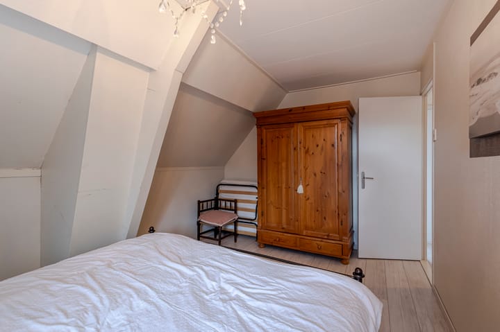 Photo 22 of Prins Bernhardstraat 9