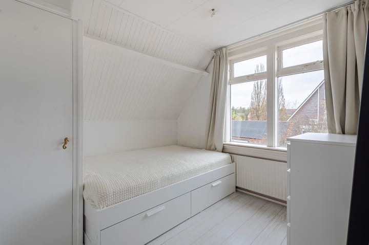 Photo 23 of Prins Bernhardstraat 9