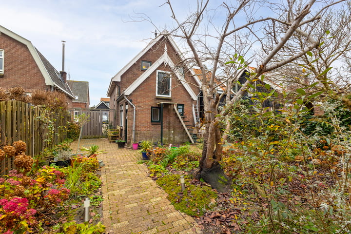 Photo 33 of Prins Bernhardstraat 9