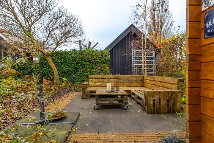 Photo 34 of Prins Bernhardstraat 9