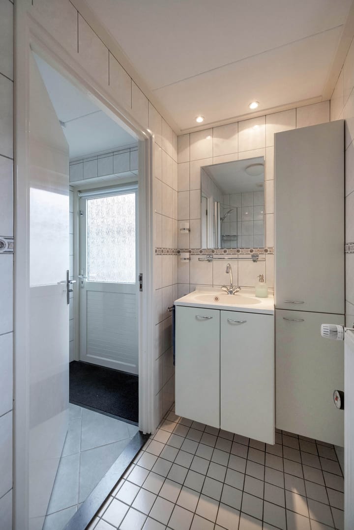 Photo 12 of Bernardstraat 37