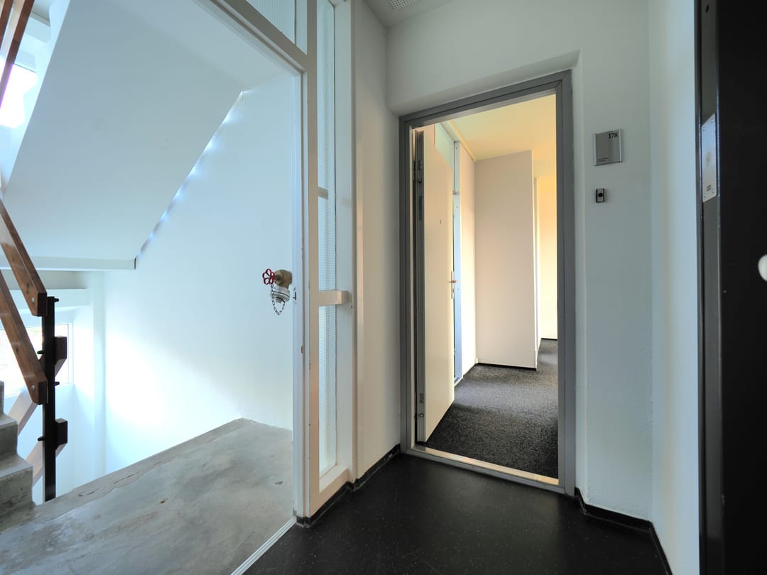 Photo 8 of P.J. Oudstraat 178